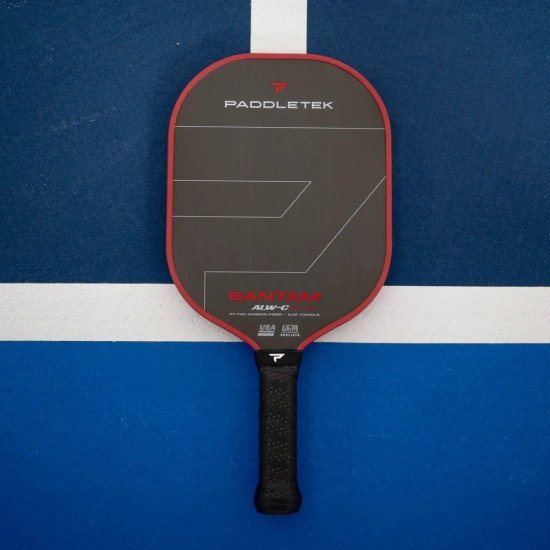 Paddletek Bantam ALW-C phối màu Fire Red, ảnh hãng