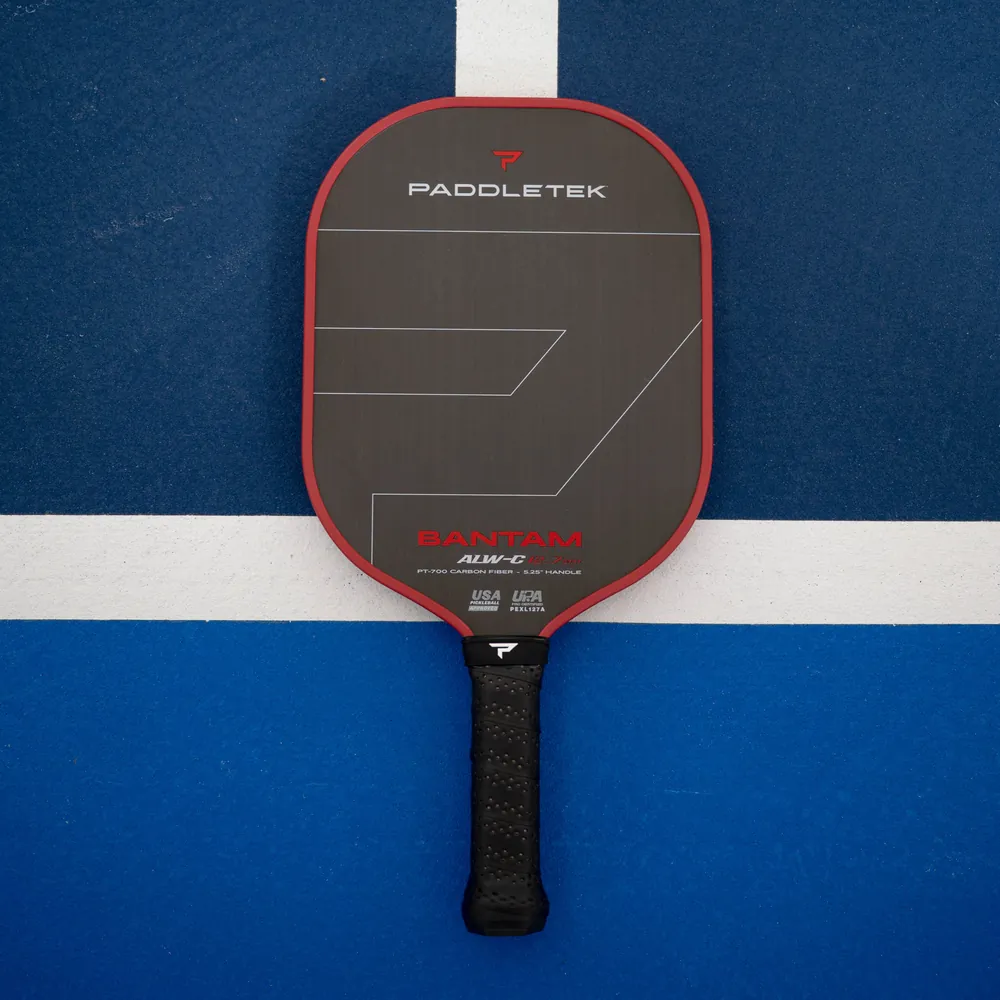 Paddletek Bantam ALW-C phối màu Fire Red (ảnh hãng)